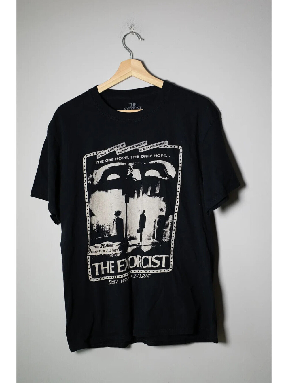 The Exorcist 90s Movie Promotional Poster T-Shirt - Men's L